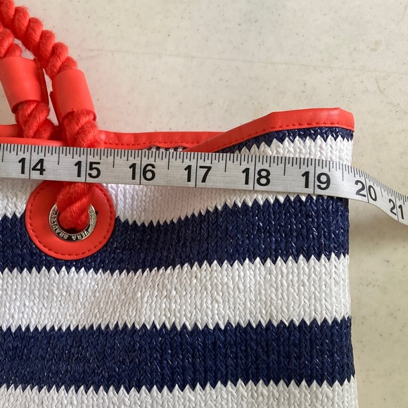 Vera Bradley Navy and White Tote with Orange Accents - Picture 6 of 9